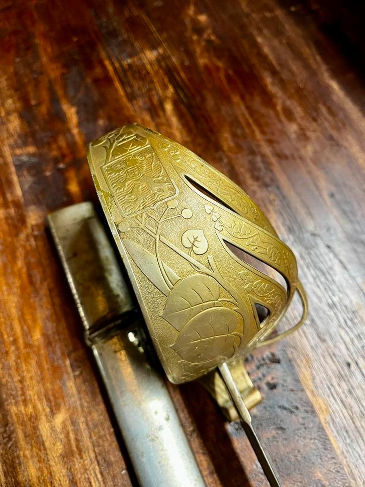 Tsjechoslowaakse Officierssabel uit 1924, Verzamelen, Militaria | Algemeen, Landmacht, Zwaard of Sabel, Overige gebieden, Ophalen