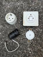 Vintage stopcontact, schakelaar  , bakelieten fitting, Ophalen of Verzenden, Gebruikt