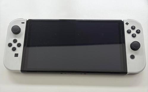 Switch OLED, Spelcomputers en Games, Spelcomputers | Nintendo Switch, Gebruikt, Switch OLED, Met 2 controllers, Ophalen of Verzenden