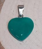 hangertje hartje jade, Sieraden, Tassen en Uiterlijk, Kettinghangers, Ophalen of Verzenden, Steen of Mineraal, Met edelsteen