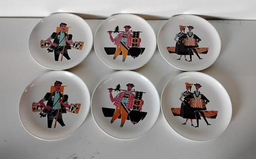 Vintage bordjes, Antiek en Kunst, Antiek | Keramiek en Aardewerk, Ophalen of Verzenden