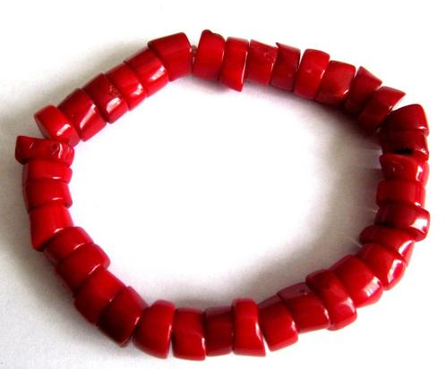 Prachtige Rood bamboe koraal beschermende armband, Sieraden, Tassen en Uiterlijk, Armbanden, Zo goed als nieuw, Rood, Met edelsteen