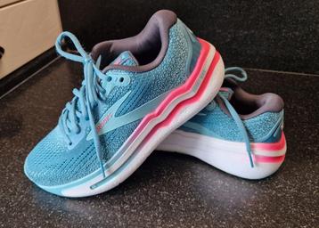 Brooks ghost max 2 dames hardloopschoenen mt 39 beschikbaar voor biedingen