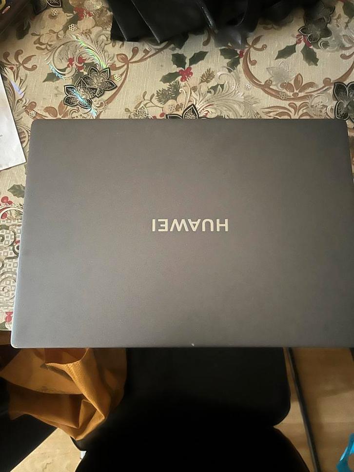 Huawei Matebook D - Stijlvolle Laptop!, Computers en Software, Windows Laptops, Gebruikt, 14 inch, SSD, 2 tot 3 Ghz, 8 GB, Qwerty