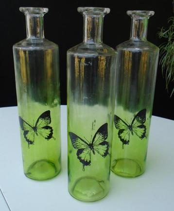 FLES GLAS MET VLINDER GROENE LOOK 2 stuks 29 x 7 cm NIEUW beschikbaar voor biedingen