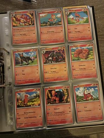 dit is deel 3 van de map vol  pokemon kaarten  beschikbaar voor biedingen