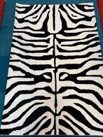 Vloerkleed zebra print 184x123, Huis en Inrichting, 100 tot 150 cm, 150 tot 200 cm, Rechthoekig, Wit