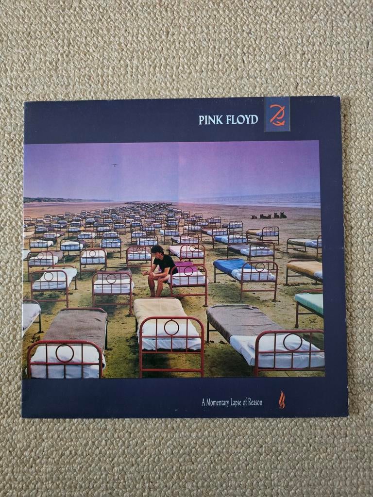 LP Pink Floyd - A Momentary Lapse of Reason, Ophalen of Verzenden, Zo goed als nieuw, 12 inch