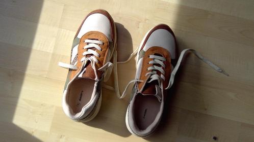 Sneakers Graceland, Kleding | Dames, Schoenen, Zo goed als nieuw, Sneakers of Gympen, Bruin, Ophalen of Verzenden