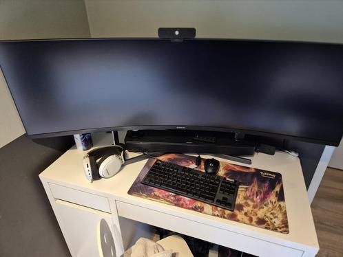 Complete Gaming PC Set met Toebehoren, Computers en Software, Desktop Pc's, Zo goed als nieuw, 3 tot 4 Ghz, SSD, 16 GB, Met videokaart