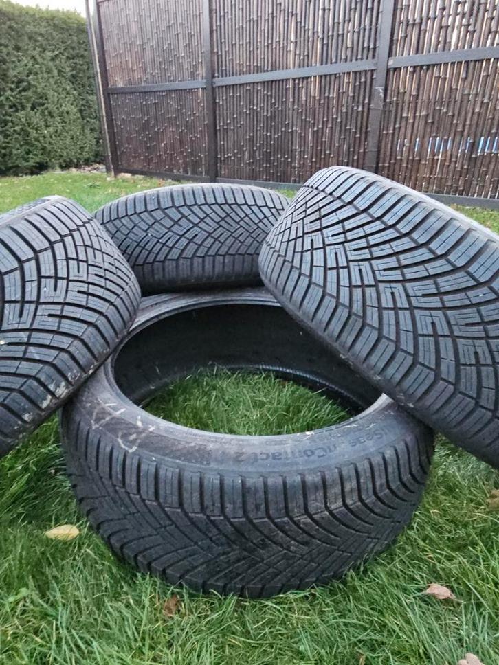 Continental AllSeasonContact 2 - 245/40 R20, Auto-onderdelen, Banden en Velgen, Band(en), All Season, 20 inch, 245 mm, Personenwagen