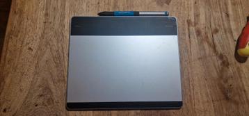 Wacom Tekentablet - Intuos Pen Tablet Small beschikbaar voor biedingen