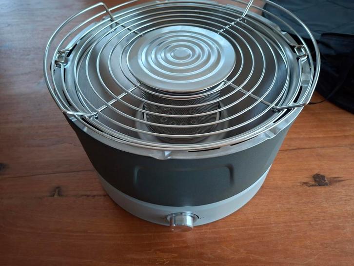 Houtskoolbarbecue bakken grillen BBQ elektrische ventilatie, Tuin en Terras, Houtskoolbarbecues, Zo goed als nieuw, Ophalen