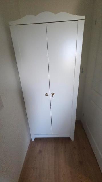 IKEA Kinderkledingkast 170x75x50 beschikbaar voor biedingen