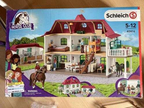 Mooi schleich huis met stal, Verzamelen, Dierenverzamelingen, Zo goed als nieuw, Beeldje of Figuurtje, Paard, Ophalen of Verzenden