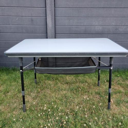 Campingtafel Lafuma 115x69, Caravans en Kamperen, Kampeermeubelen, Gebruikt, Campingtafel, Ophalen