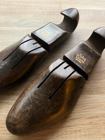Vintage houten schoenen spanners John Ward England beschikbaar voor biedingen