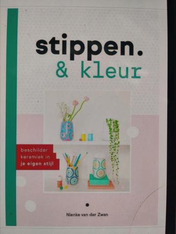Nienke van der Zwan - Stippen en kleur beschikbaar voor biedingen