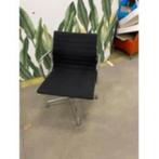 Vitra Eames EA108 vergaderstoel, Huis en Inrichting, Ophalen of Verzenden, Gebruikt, Zwart, Vijf, Zes of meer stoelen