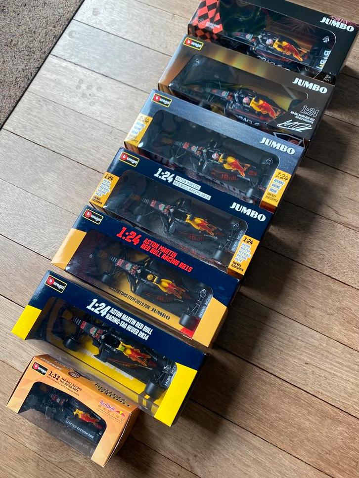 7 x Jumbo Red Bull F1 auto Max Verstappen, Hobby en Vrije tijd, Modelauto's | 1:24, Nieuw, Auto, Bburago, Ophalen of Verzenden