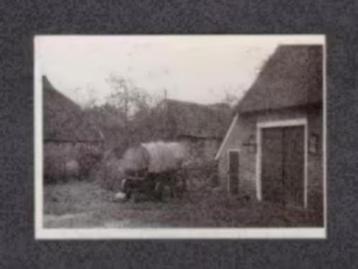 Foto Oosterhesselen Boerderij Huifkar. beschikbaar voor biedingen