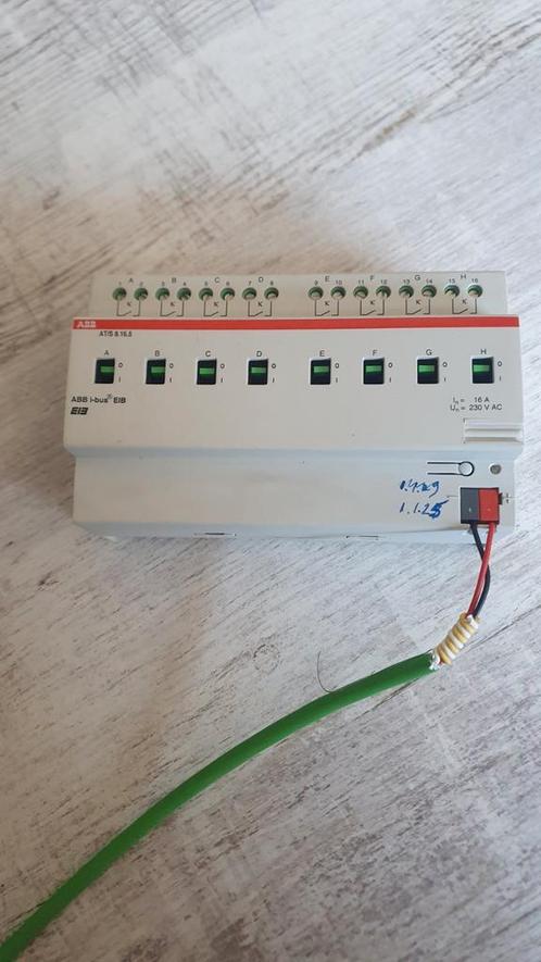ABB schakel actor AT/S8.16.5 KNX module, Hobby en Vrije tijd, Elektronica-componenten, Zo goed als nieuw, Ophalen of Verzenden