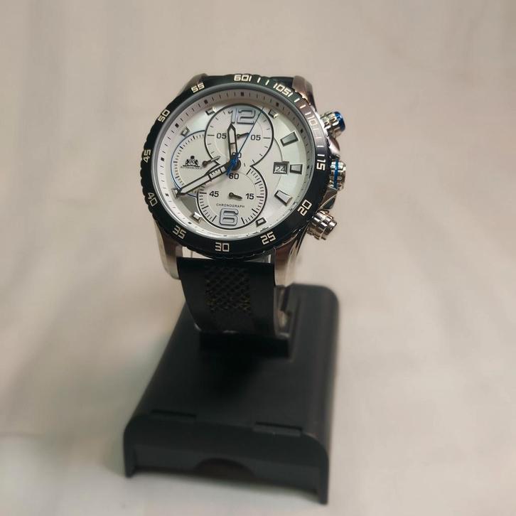 12 nagenoeg nieuwe Herenhorloges a €35.- p/s, Sieraden, Tassen en Uiterlijk, Horloges | Heren, Zo goed als nieuw, Overige merken