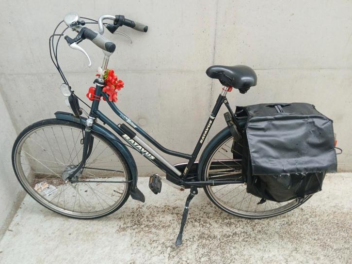 Batavus Verona Damesfiets 28in, Fietsen en Brommers, Fietsen | Dames | Damesfietsen, Gebruikt, Batavus, (Extra) lage instap, Versnellingen