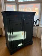Antieke kast, Ophalen
