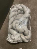 Gevlochten bedomrander in goede staat, Ophalen of Verzenden, Gebruikt, Ledikant