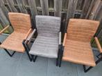 3 eetkamerstoelen 2 bruine 1 grijze, Huis en Inrichting, Ophalen, Drie, Zo goed als nieuw, Grijs