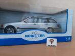 BMW 3-serie (E36) Touring in zilver metallic van MCG 1:18, Overige merken, MCG, Auto, Nieuw