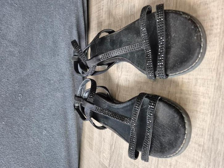 Zwarte sandaaltjes met steentjes, dames, zomer, Kleding | Dames, Schoenen, Zo goed als nieuw, Sandalen of Muiltjes, Zwart, Ophalen of Verzenden
