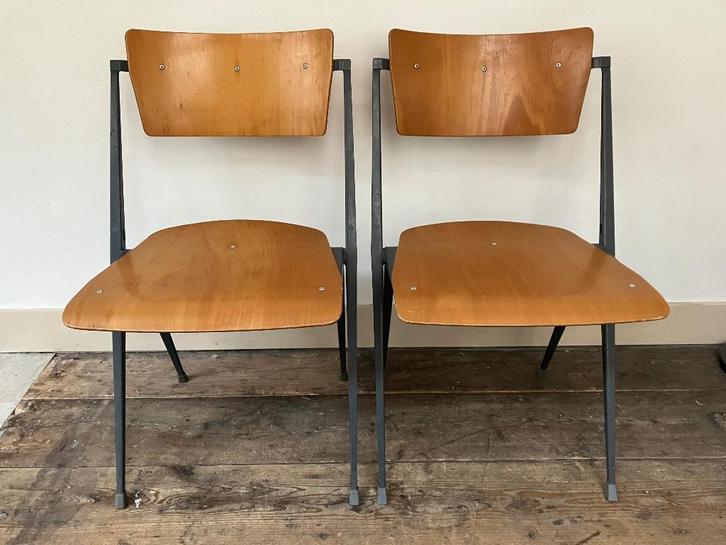 Ahrend de Cirkel WIM RIETVELD pyramide pyramid stoel berken, Huis en Inrichting, Stoelen, Gebruikt, Twee, Hout, Metaal, Bruin