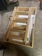 Zoldertrap / Vlizotrap - Opvouwbaar, Doe-het-zelf en Verbouw, Ladders en Trappen, Ophalen of Verzenden, Zo goed als nieuw, Ladder