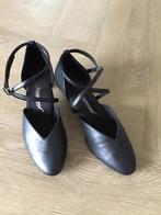 Dansschoenen maat 39, Kleding | Dames, Schoenen, Ophalen of Verzenden, Zo goed als nieuw, Zwart, Dansschoenen