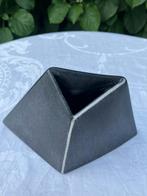 Mobach vaasje uit de Ikebana serie van Tom Bruinsma, Antiek en Kunst, Ophalen of Verzenden