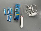 13 Oral B opzetborstels nieuw in verpakking  + tandenborstel, Ophalen of Verzenden