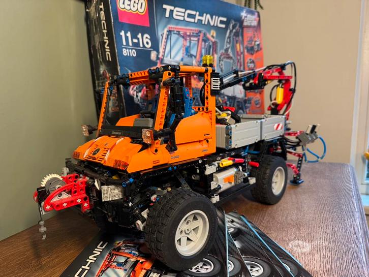 LEGO Technic Unimog U400 8110 in originele doos, Kinderen en Baby's, Speelgoed | Duplo en Lego, Gebruikt, Lego, Ophalen of Verzenden