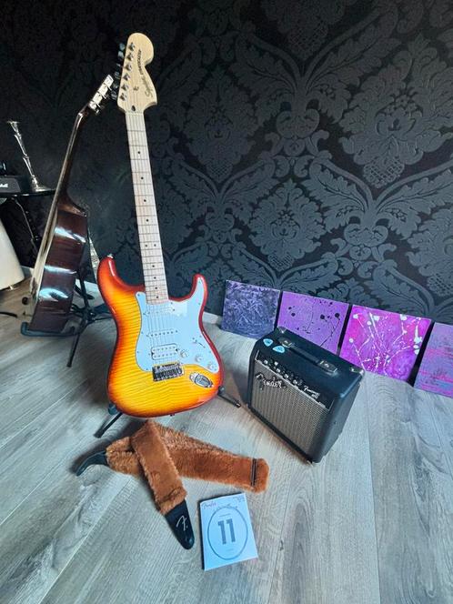 Squier Stratocaster HSS, Muziek en Instrumenten, Snaarinstrumenten | Gitaren | Elektrisch, Zo goed als nieuw, Fender, Ophalen