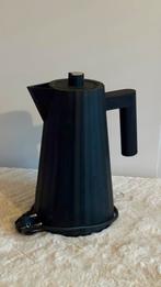 Alessi Plissé waterkoker 1.7L MDL06 - Zwart, 1 tot 2 liter, Ophalen of Verzenden, Zo goed als nieuw