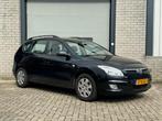 Hyundai I30 CW 1.6i Dynamic AIRCO/NAP, Auto's, Stof, 1591 cc, 4 cilinders, Zwart