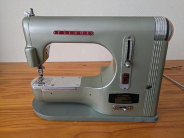 Antique Vintage Fridor Stitchmaster Art Deco  Sewing machine beschikbaar voor biedingen