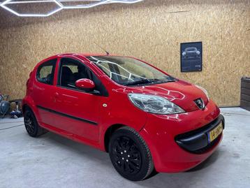 Peugeot 107 1.0 12V 5DR 2009 Rood beschikbaar voor biedingen