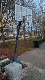 Basket Spalding , verrijdbaar, voor buiten, Sport en Fitness, Basketbal, Ophalen, Gebruikt, Ring, Bord of Paal