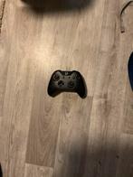 Xbox One met games en accessoires, Spelcomputers en Games, Games | Xbox One, Ophalen, 1 speler, Eén computer, Zo goed als nieuw