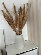 Mooie witte vaas van Bloomon met gedroogde bloemen, Huis en Inrichting, Wit, Aardewerk of Porselein, Ophalen of Verzenden, Zo goed als nieuw