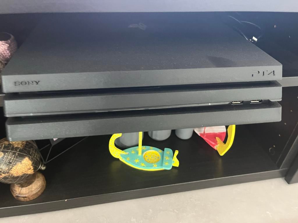 PlayStation 4 Pro, Spelcomputers en Games, Spelcomputers | Sony PlayStation 4, Ophalen, Gebruikt, 1 TB, Met 1 controller