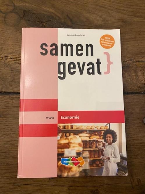 Samengevat examenbundel VWO Economie, Boeken, Schoolboeken, Zo goed als nieuw, Economie, VWO, Ophalen of Verzenden