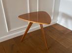 Vintage jaren ‘50 driepoot bijzettafel, Huis en Inrichting, Tafels | Bijzettafels, 55 tot 75 cm, Zo goed als nieuw, Overige vormen